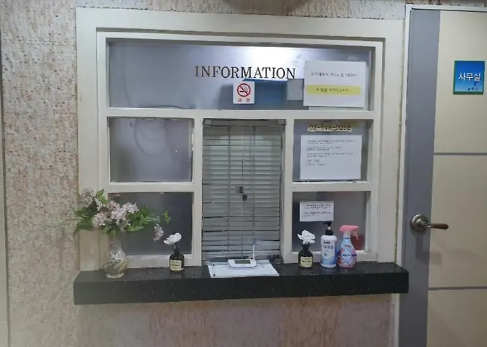 O2 Oneroomtel Shinonhyun Branch *