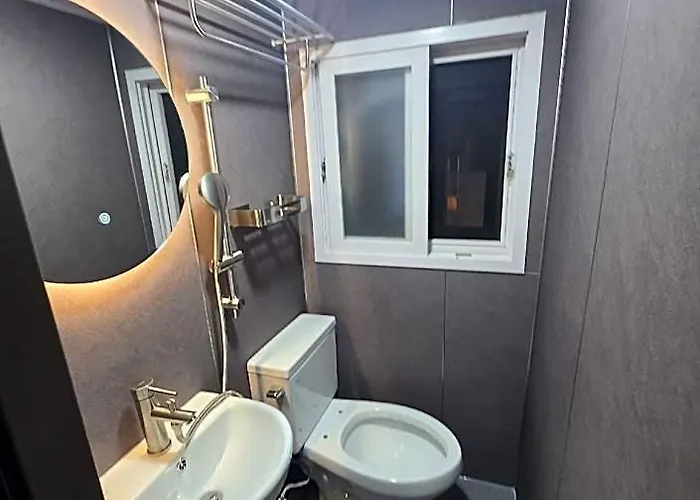 O2 Oneroomtel Shinonhyun Branch Ostello Seul